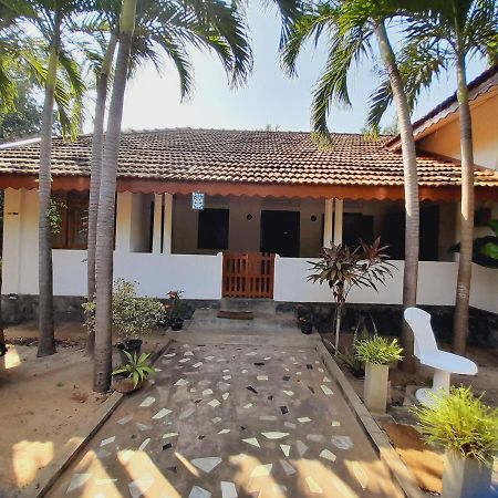 Malabar Home Stay Jaffna Exterior photo